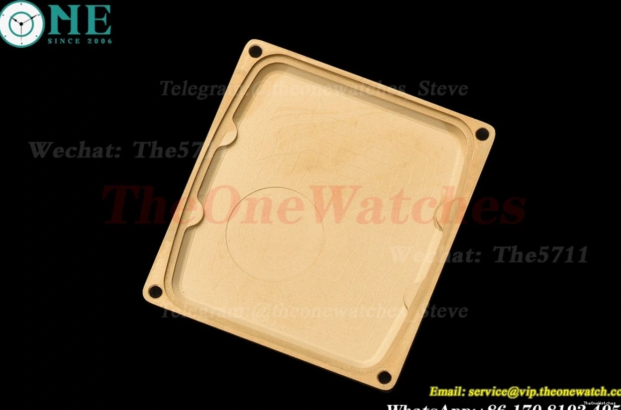 Dial Tank F1F Louis White YG 25.5mm Alligator Quartz LE 0217